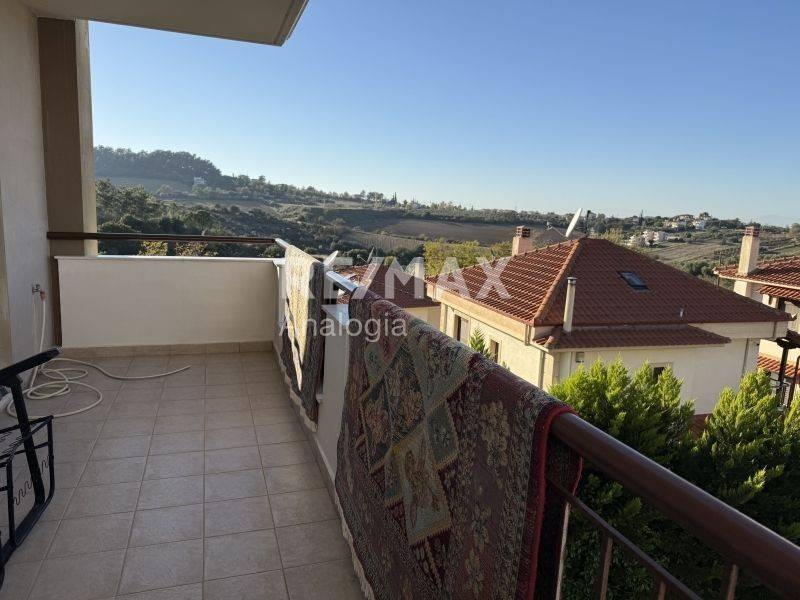 Θέα από μπαλκόνι