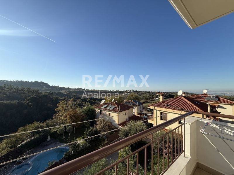 Θέα από μπαλκόνι