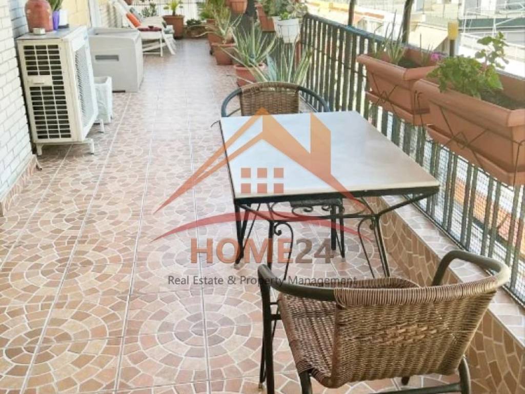 Θέα από μπαλκόνι