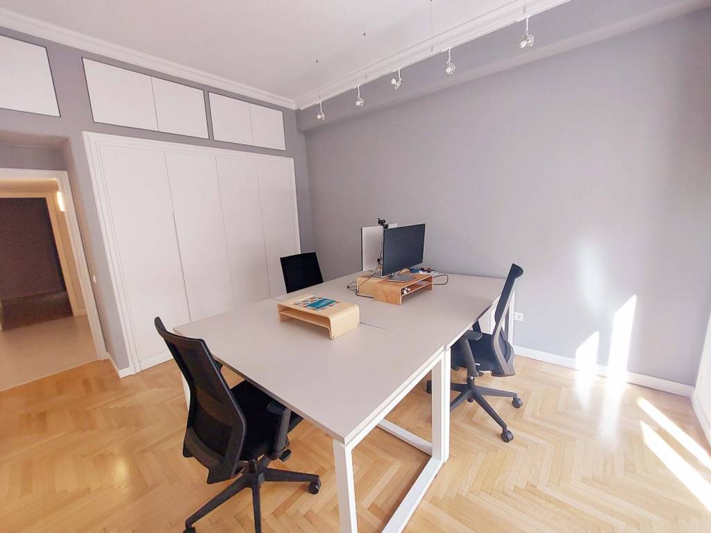 ΕΣΩΤΕΡΙΚΟΙ ΧΩΡΟΙ