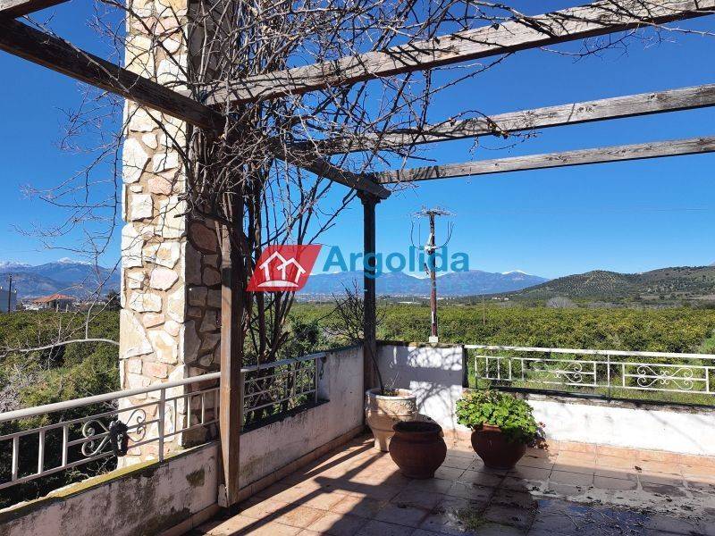 Θέα από μπαλκόνι