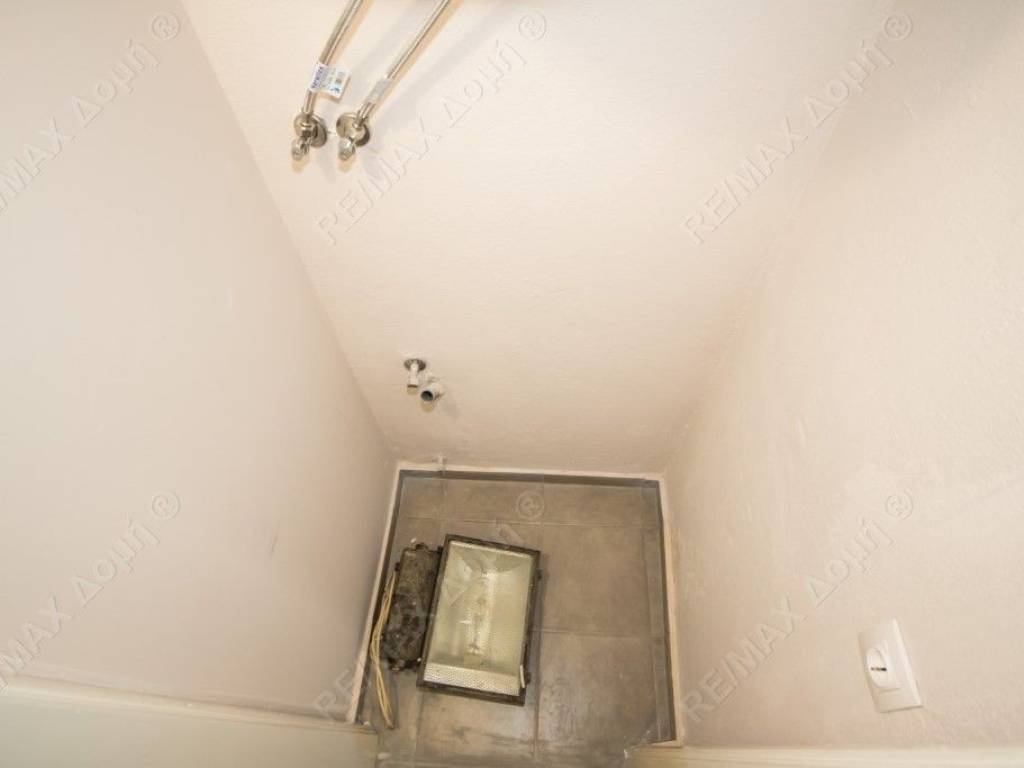 Γκαρσονιέρα | 36τ.μ. | 250 €