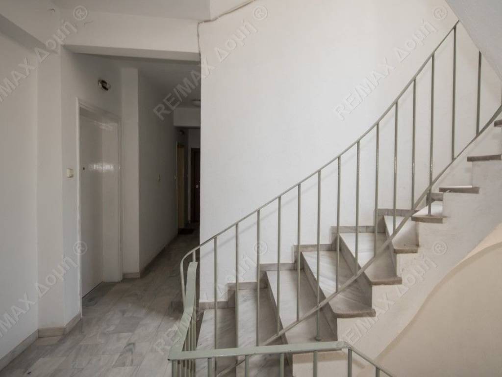 Γκαρσονιέρα | 36τ.μ. | 250 €