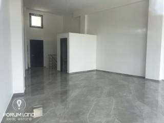 Forumland Real Estate, ισόγειο κατάστημα