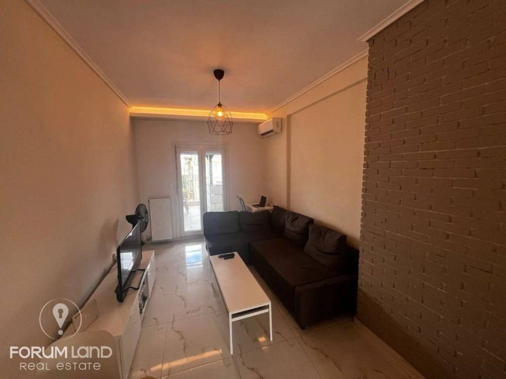 Forumland Real Estate, Καθιστικό