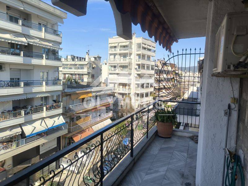 Θέα από μπαλκόνι