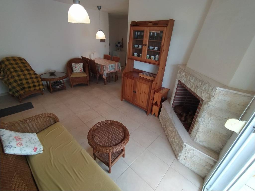 ANYPLACE ΜΕΣΙΤΙΚΕΣ ΥΠΗΡΕΣΙΕΣ