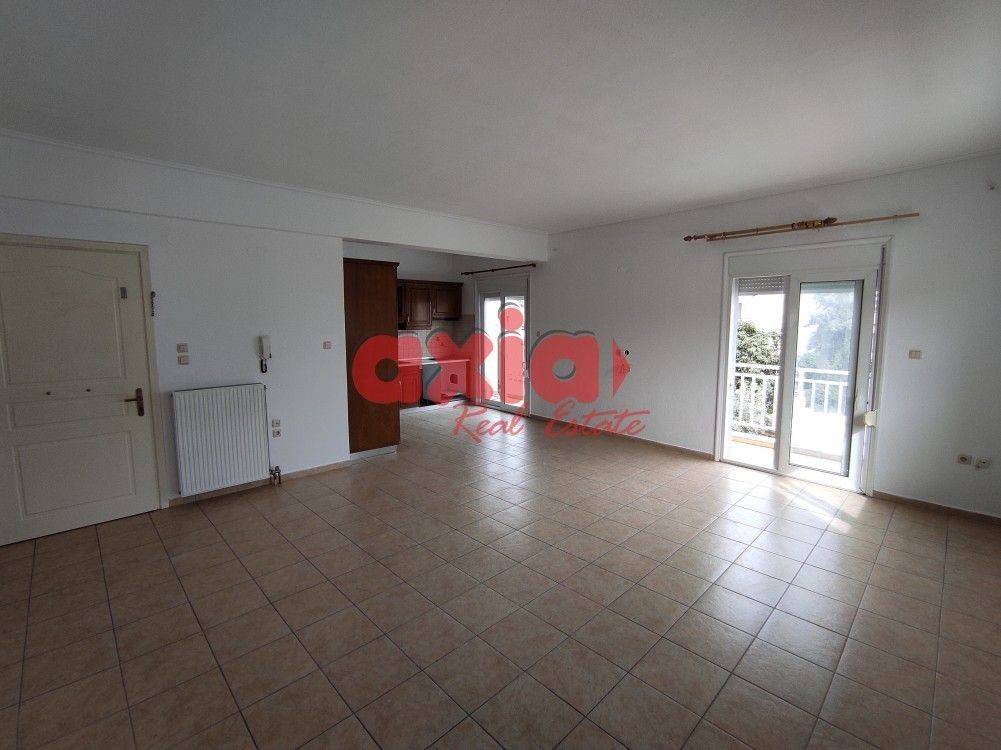 Καβάλα, Βύρωνας: Ενοικιάζεται ανακαινισμένο γωνιακό