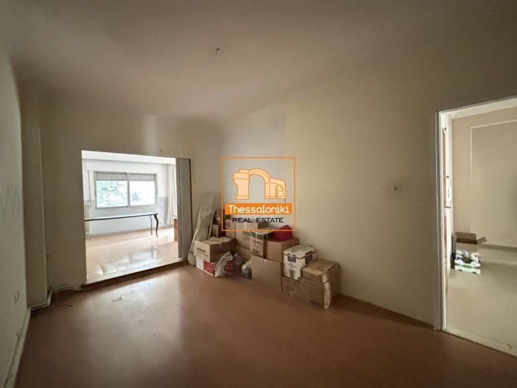 Άνω Μαλακοπή, Διαμέρισμα