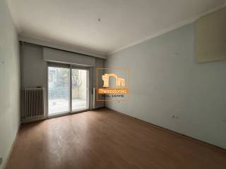 Άνω Μαλακοπή, Διαμέρισμα