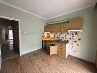 Άνω Μαλακοπή, Διαμέρισμα