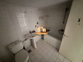 Άνω Μαλακοπή, Διαμέρισμα