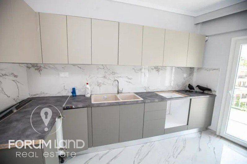 Forumland Real Estate, Σαλοκουζίνα