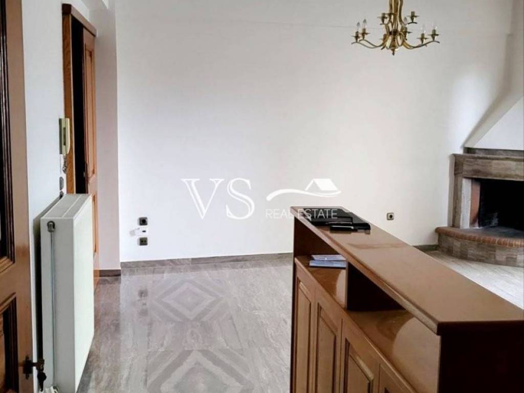 Σαλοκουζίνα