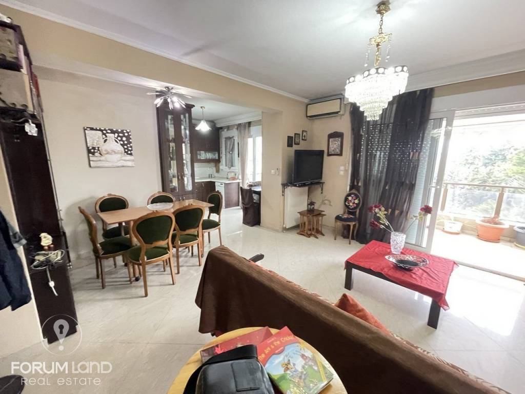 Forumland Real Estate, Σαλοκουζίνα