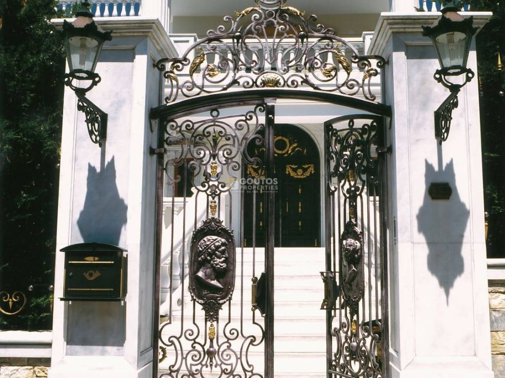 Εσωτερικοι χώροι