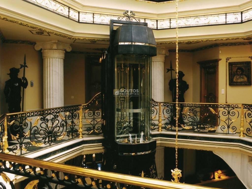 Εσωτερικοι χώροι