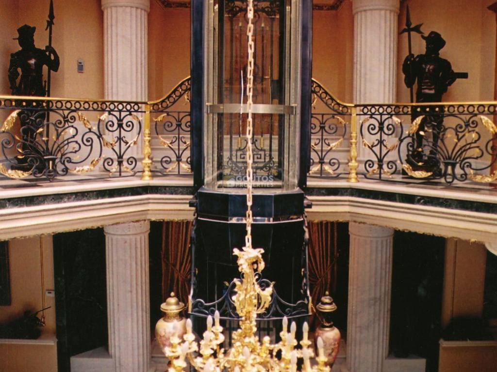 Εσωτερικοι χώροι