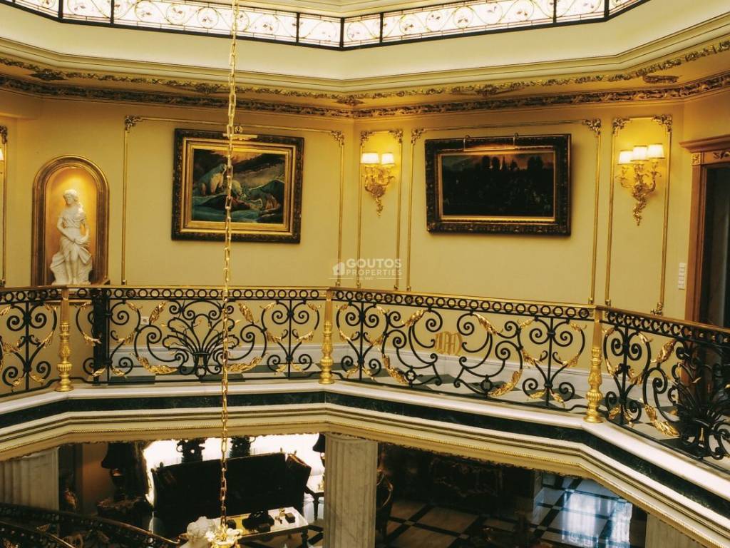 Εσωτερικοι χώροι