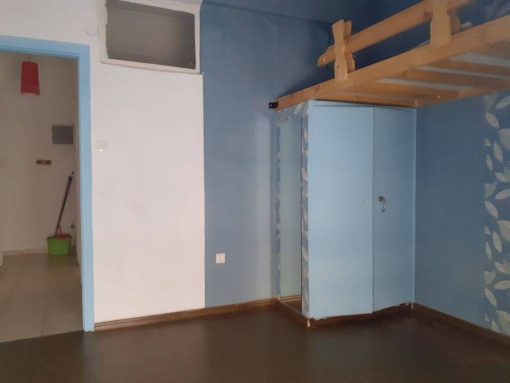 Σαλόνι - υπνοδωμάτιο