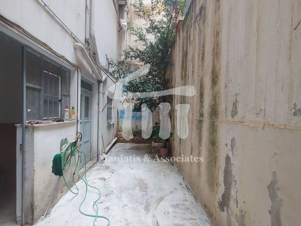 Εξωτερικοι χώροι