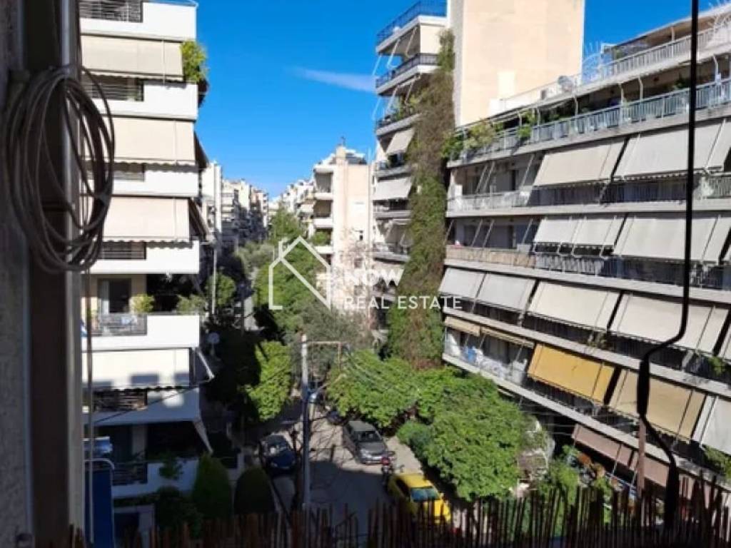 Θέα από μπαλκόνι