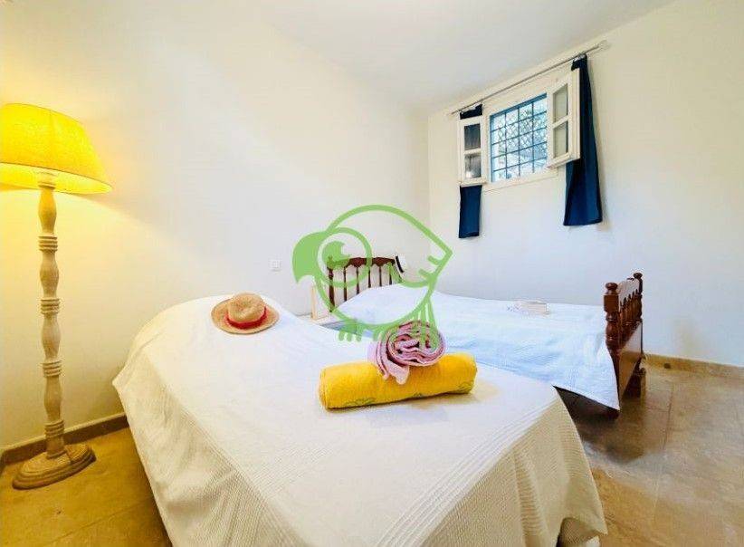 Υπνοδωμάτιο 2 Κάτω Ορόφου