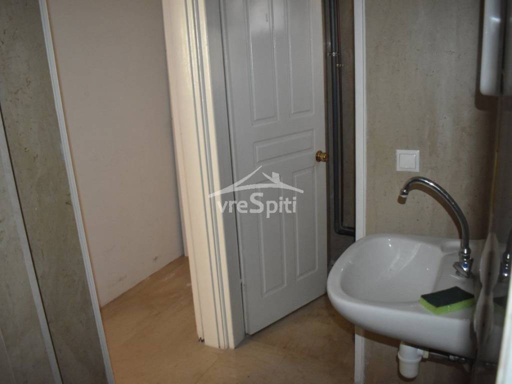 ΑΠΟΨΗ ΚΑΤΑΣΤΗΜΑΤΟΣ