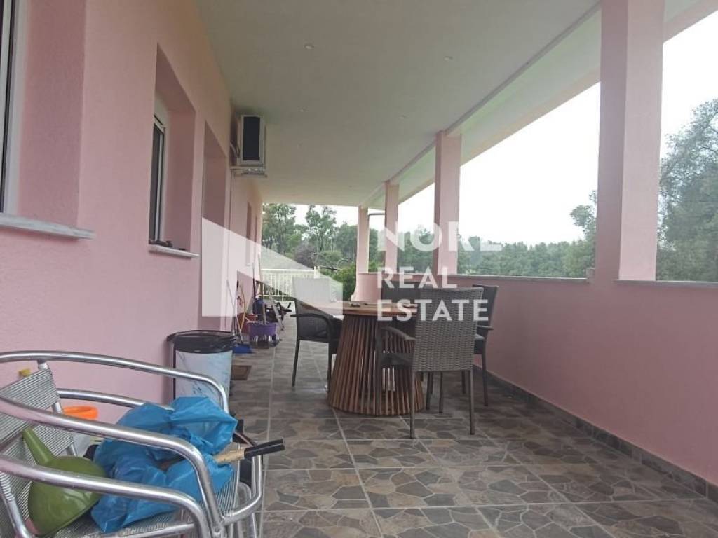 Θέα από μπαλκόνι