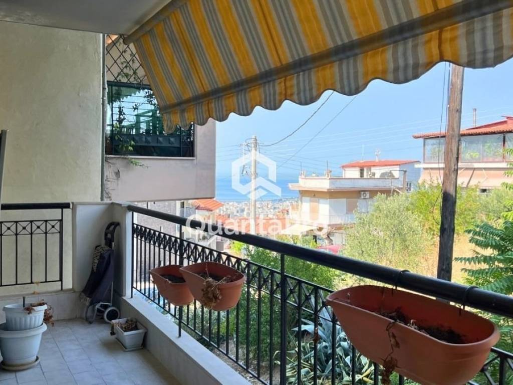 Θέα από μπαλκόνι