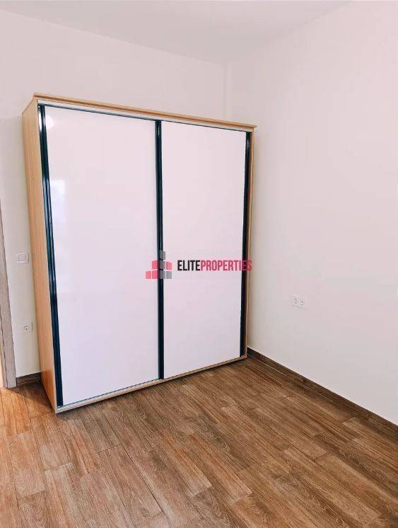 ΔΩΜΑΤΙΟ ΜΕ ΝΤΟΥΛΑΠΑ