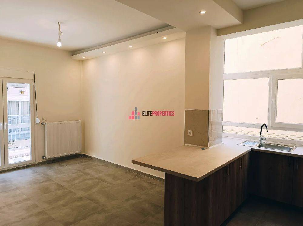 ΣΑΛΟΚΟΥΖΙΝΑ