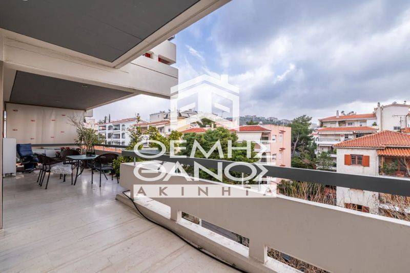 Θέα από μπαλκόνι