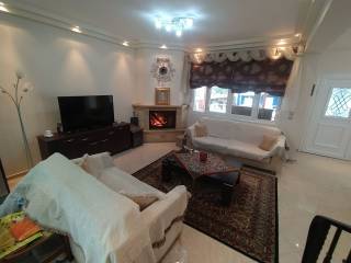 ANYPLACE MESITIKES YPERESIES