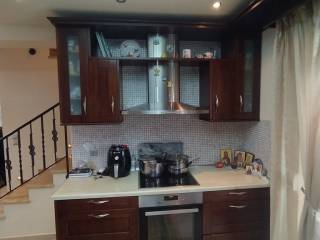 ANYPLACE MESITIKES YPERESIES