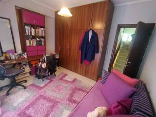 ANYPLACE MESITIKES YPERESIES