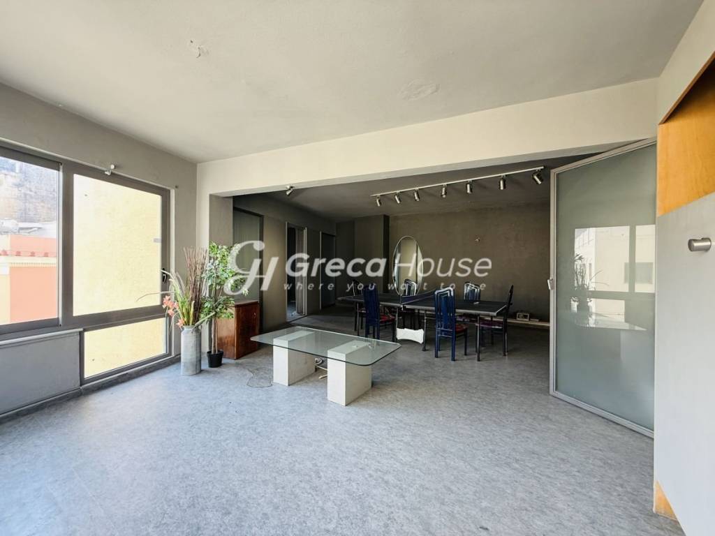 loft προς πώληση στον Ψυρρή