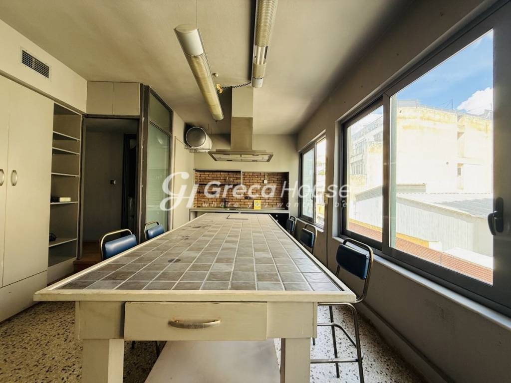 loft προς πώληση στον Ψυρρή