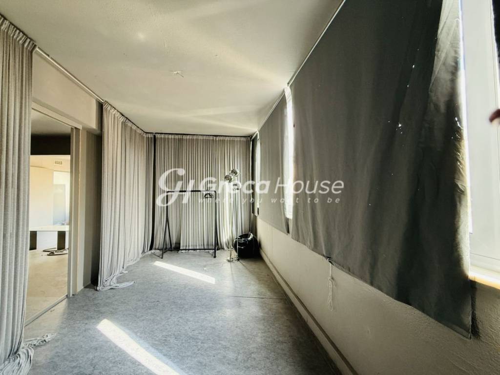 loft προς πώληση στον Ψυρρή