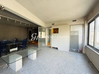 loft προς πώληση στον Ψυρρή