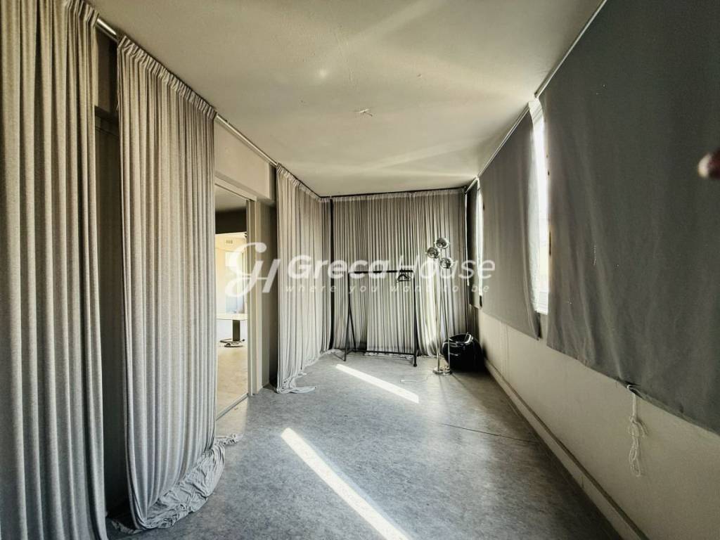 loft προς πώληση στον Ψυρρή