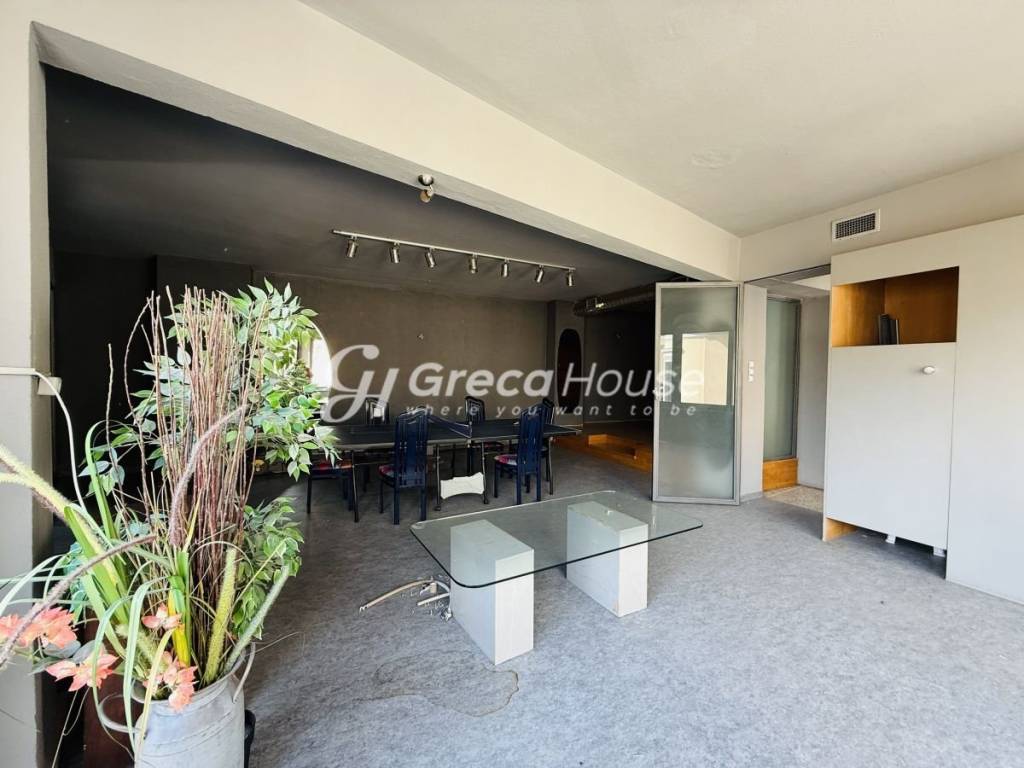 loft προς πώληση στον Ψυρρή