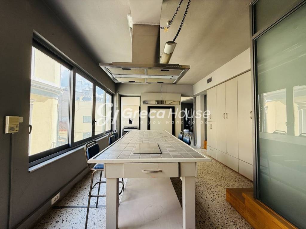 loft προς πώληση στον Ψυρρή