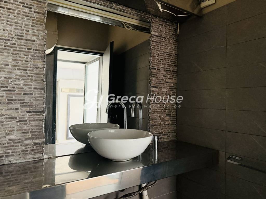 loft προς πώληση στον Ψυρρή