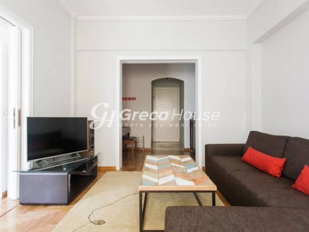 Διαμέρισμα  με θέα προς πώληση στο Κολωνάκι 