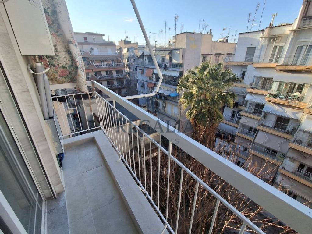 Θέα από μπαλκόνι