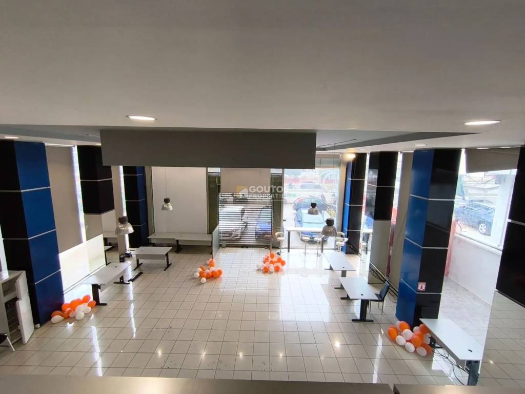 Εσωτερικοι χώροι