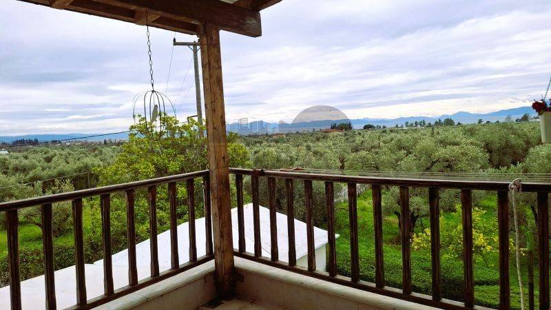 Θέα από μπαλκόνι