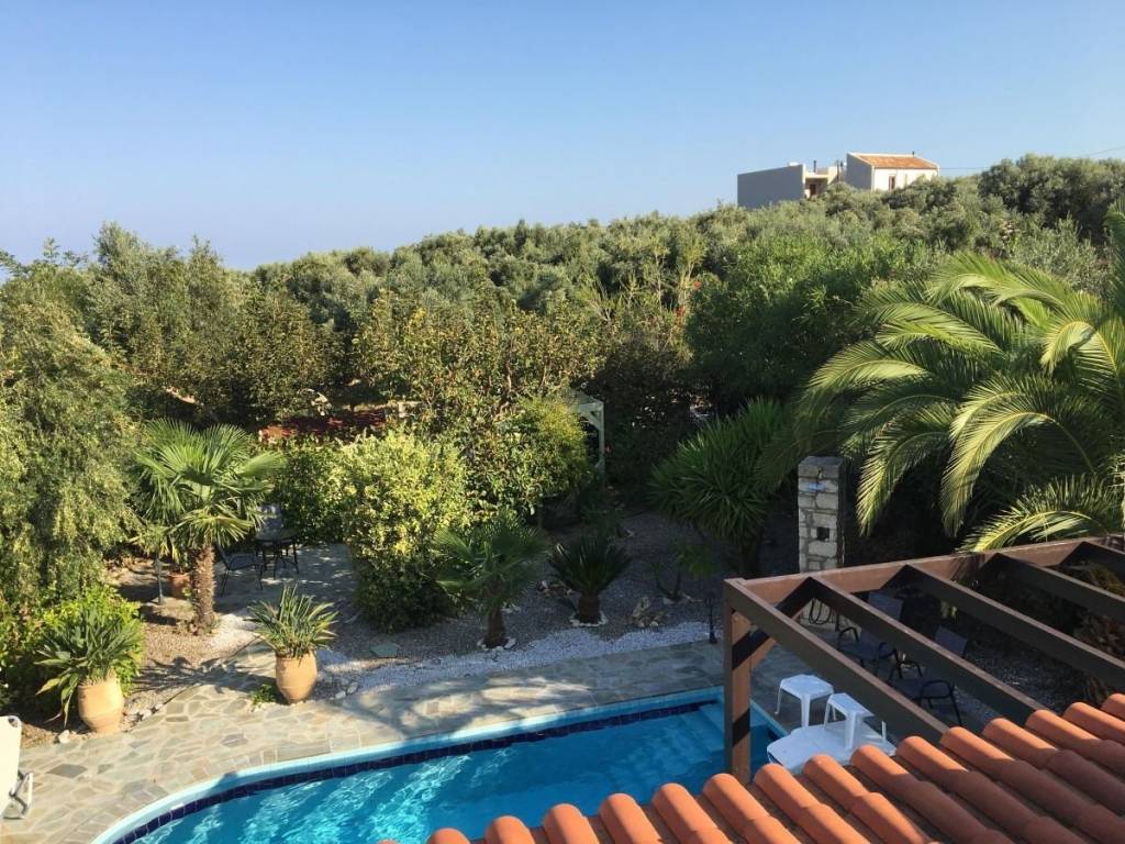 Θέα από μπαλκόνι