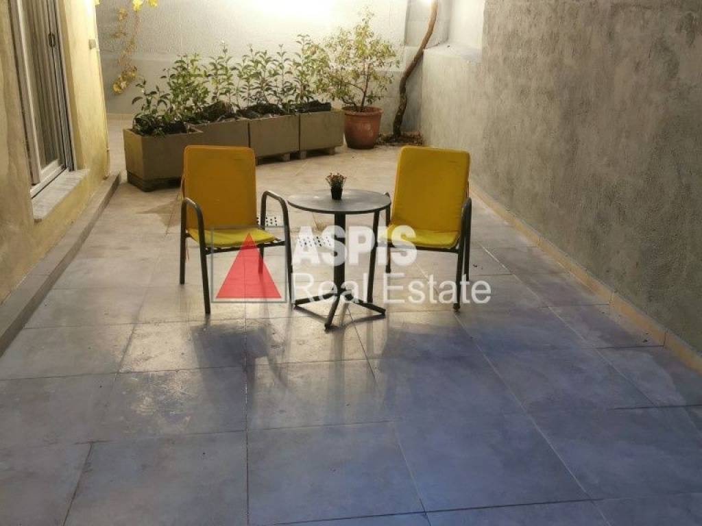 Εξωτερικοι χώροι